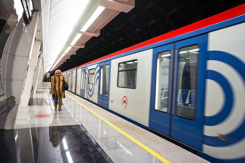 Во сколько открывается метро в Москве